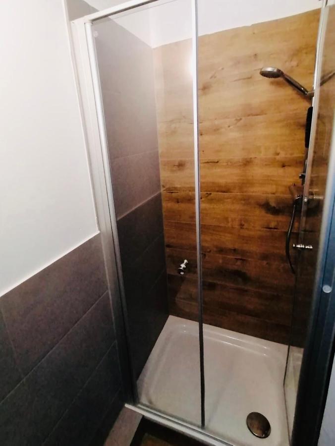 Single Room,1026378097:JPEG